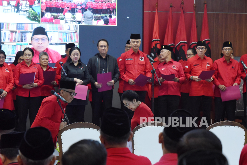 Megawati Lantik Pengurus Baru DPP PDIP